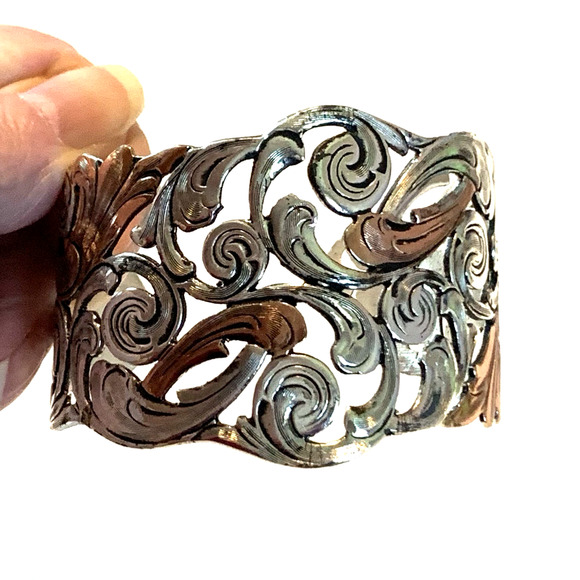 Bold Two Tone Filigree Cuff Bracelet Copper & Silver Tone Openwork Design - Picture 1 of 9